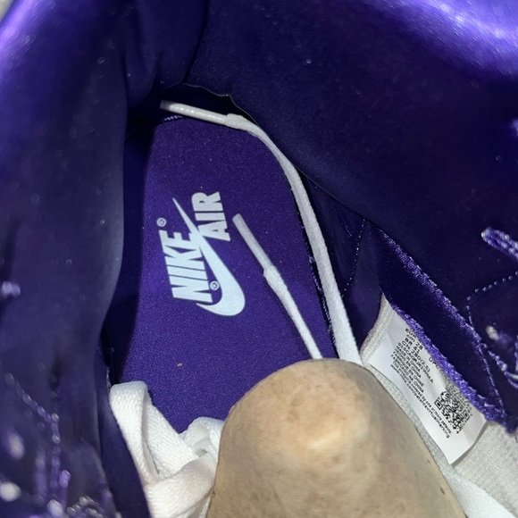 NIB - Air Jordan 1 High OG - Size 11 - Picture 5 of 12